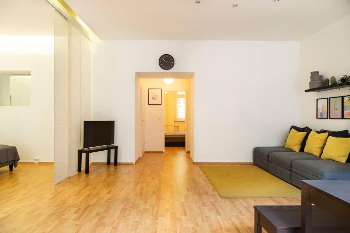 One Bedroom Apartment Berlin Neukoelln 외부 사진